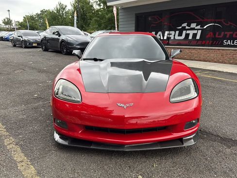 Used 2009 Chevrolet Corvette Coupe RWD image 2