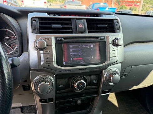 Used 2013 Toyota 4Runner SR5 w/ Premium Pkg AWD/4WD image 19