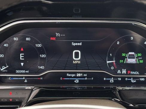 Used 2025 GMC Sierra 1500 SLT image 14