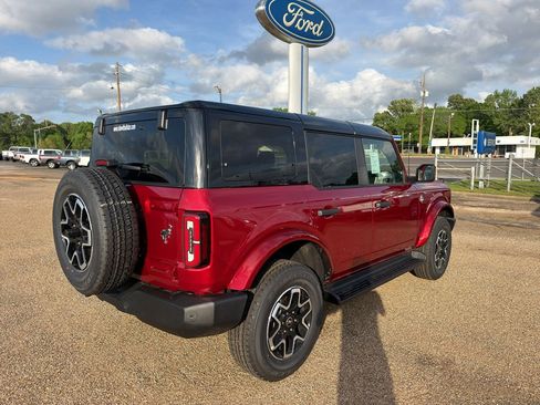 New 2026 Ford Bronco Outer Banks AWD/4WD image 5