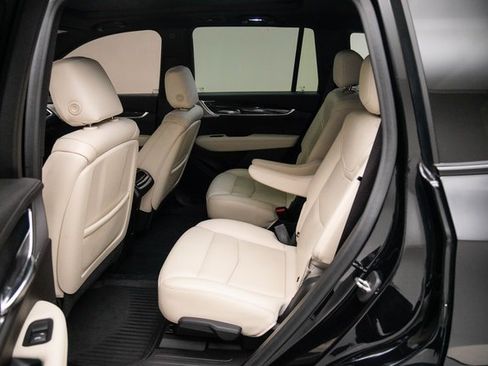 Used 2021 Cadillac XT6 Sport image 24