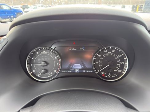 Certified 2024 Nissan Armada SL w/ Captain's Chairs Package image 17