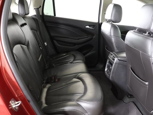 Used 2019 Buick Envision Essence image 37