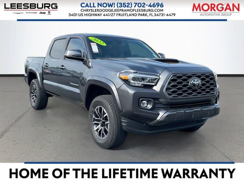 Used 2022 Toyota Tacoma TRD Sport w/ TRD Premium Sport Package AWD/4WD image 1
