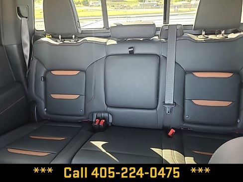 Used 2025 GMC Sierra 1500 AT4 w/ AT4 Premium Package AWD/4WD image 34