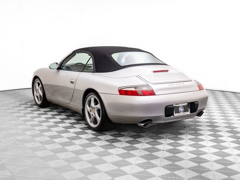 Used 2000 Porsche 911 Carrera 4 image 3