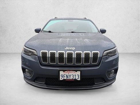 Used 2020 Jeep Cherokee Latitude Plus image 2