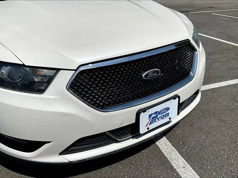 Used 2016 Ford Taurus SHO w/ Equipment Group 401A AWD/4WD image 30