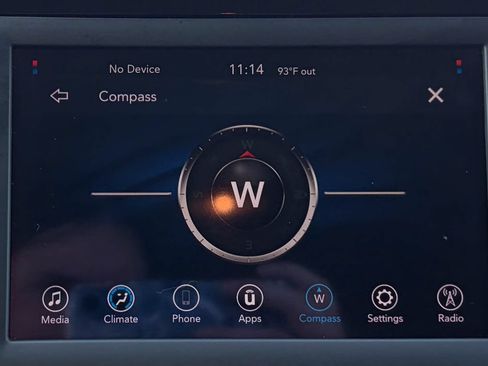 Used 2019 Chrysler Pacifica L FWD image 10