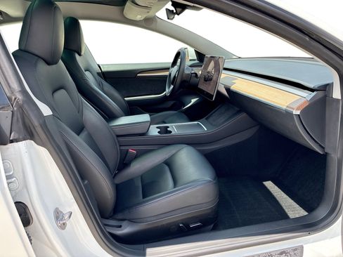 Certified 2023 Tesla Model 3 Standard Range RWD image 13