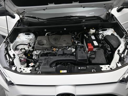 Used 2024 Toyota RAV4 LE FWD image 18