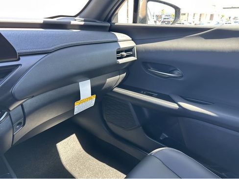 New 2026 Lexus UX 300h FWD image 24