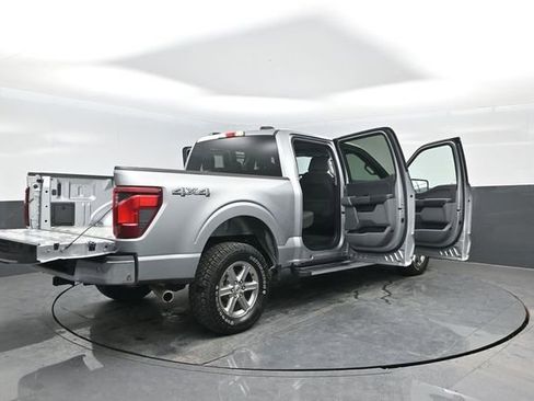 Used 2024 Ford F150 XLT image 33