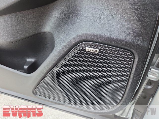 Used 2025 Mitsubishi Outlander AWD image 19