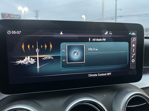 Certified 2021 Mercedes-Benz C 300 4MATIC Sedan image 23