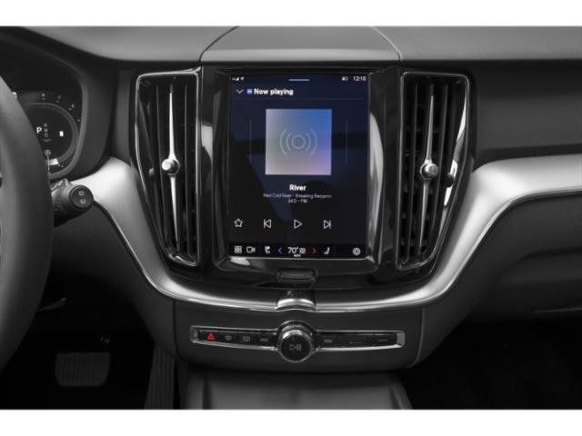 Used 2023 Volvo XC60 B5 Ultimate w/ Protection Package Premier FWD image 13