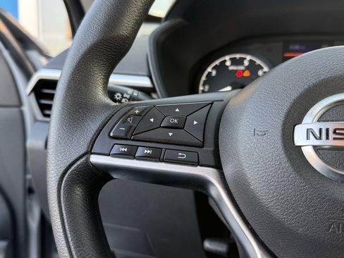 Used 2022 Nissan Altima 2.5 S image 13