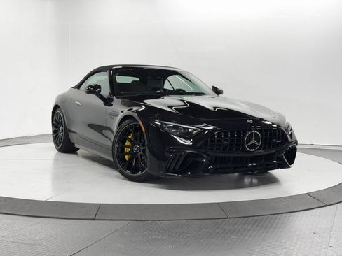 Used 2022 Mercedes-Benz SL 55 AMG 4MATIC w/ Driver Assistance Package image 1