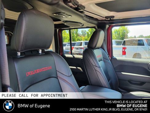 Used 2021 Jeep Wrangler Unlimited Rubicon AWD/4WD image 13