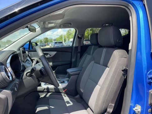 Used 2024 Chevrolet Blazer LT w/ LPO, Floor Liner Package FWD image 8