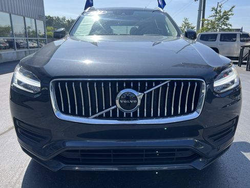 Used 2022 Volvo XC90 T5 Momentum w/ Climate Package AWD/4WD image 9