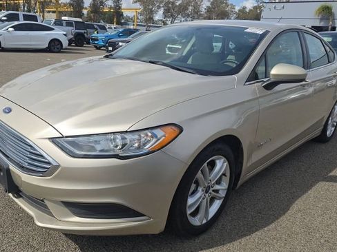 Used 2018 Ford Fusion S FWD image 1