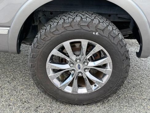 Used 2013 Ford F150 Platinum AWD/4WD image 13