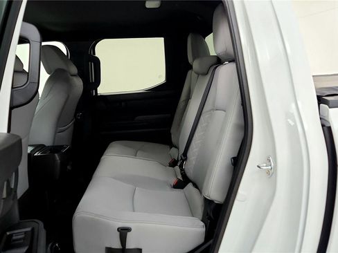 Certified 2025 Toyota Tacoma SR5 image 28