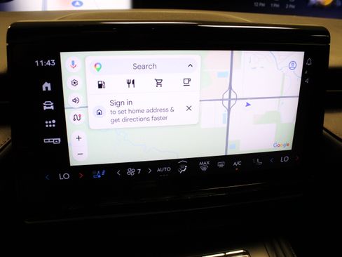 Used 2024 Lincoln Nautilus Reserve w/ Equipment Group 202A AWD/4WD image 26