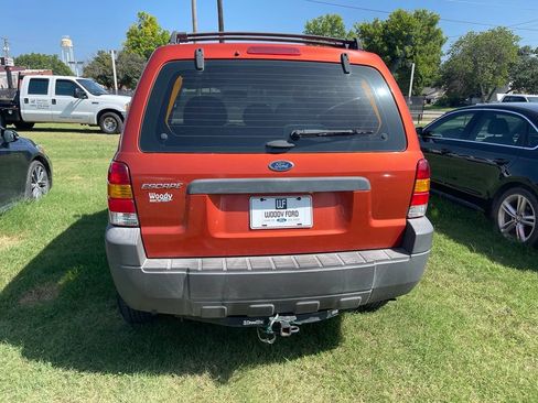 Used 2007 Ford Escape XLS FWD image 5
