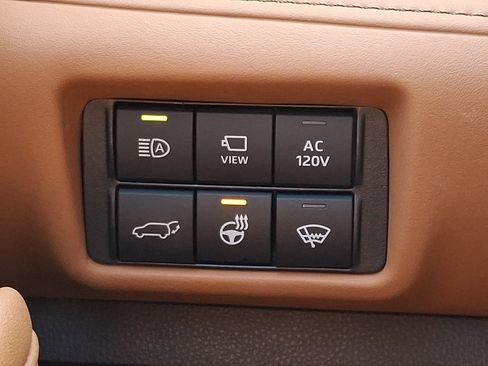 Used 2022 Toyota Highlander Platinum image 26