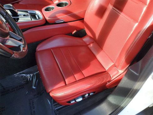 Used 2020 Porsche Panamera 4 w/ Premium Package image 21