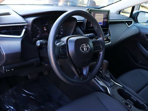 Used 2024 Toyota Corolla LE FWD image 37