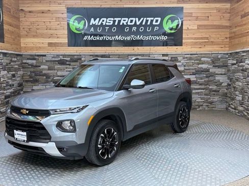 Used 2023 Chevrolet TrailBlazer LT w/ Convenience Package AWD/4WD image 4