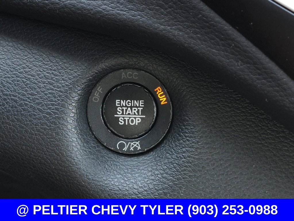 Used 2019 Jeep Cherokee Trailhawk w/ Cold Weather Group AWD/4WD image 28