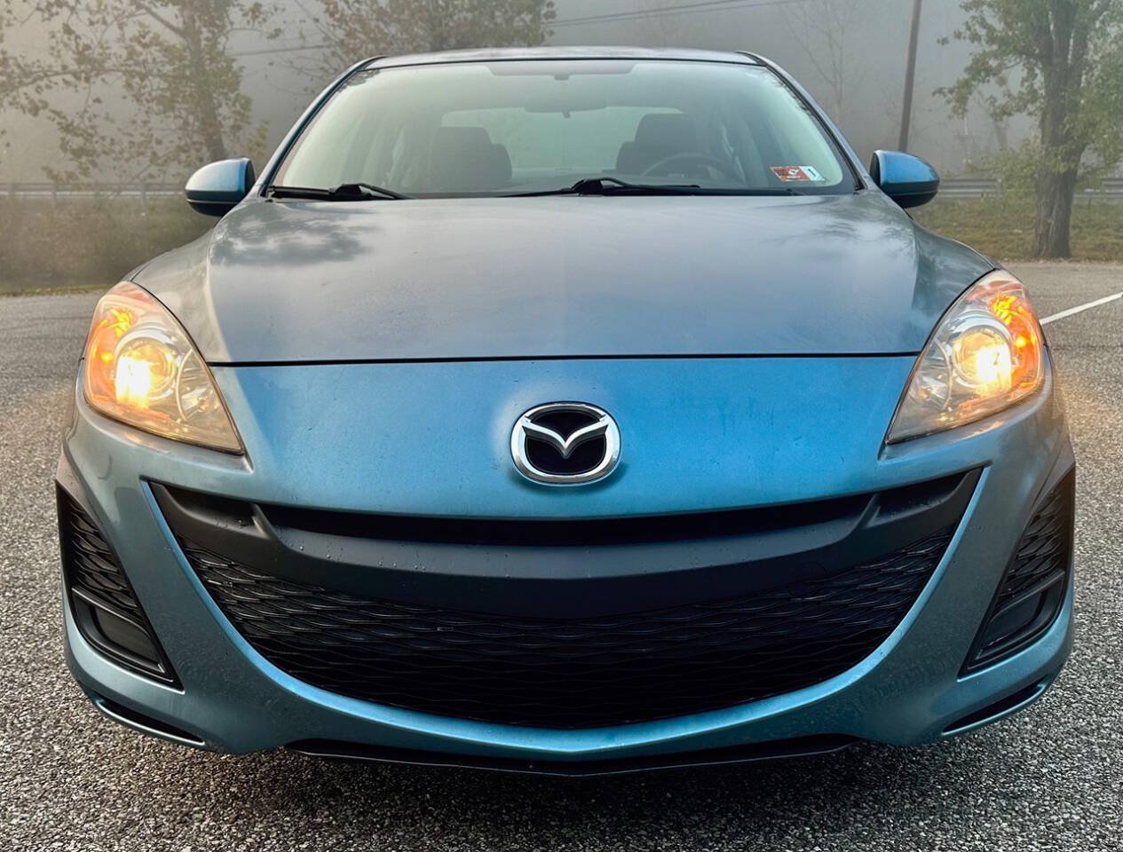 Used 2011 MAZDA MAZDA3 i Sport FWD image 10