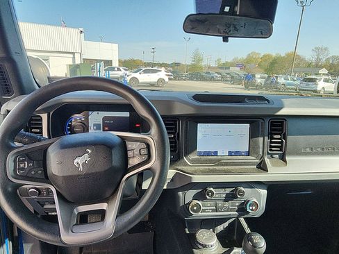 Used 2022 Ford Bronco 2-Door image 17