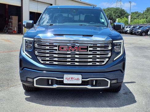 Used 2024 GMC Sierra 1500 Denali w/ Denali Reserve Package AWD/4WD image 2