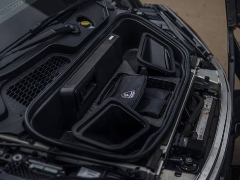 Used 2023 Lamborghini Huracan STO image 9