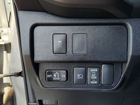 Used 2023 Toyota Tacoma SR image 16