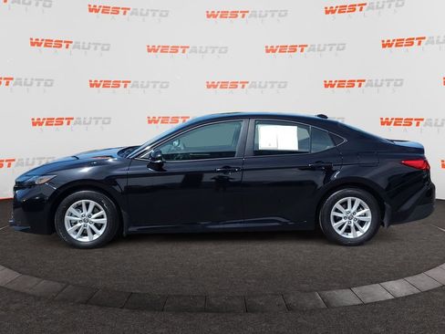Used 2025 Toyota Camry LE FWD image 2