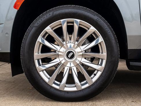 Certified 2024 Cadillac Escalade Premium Luxury image 6