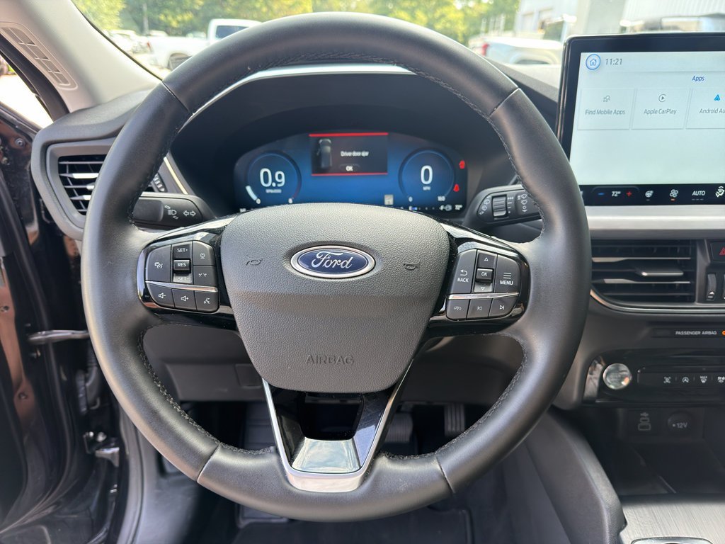 Used 2025 Ford Escape Platinum AWD/4WD image 15