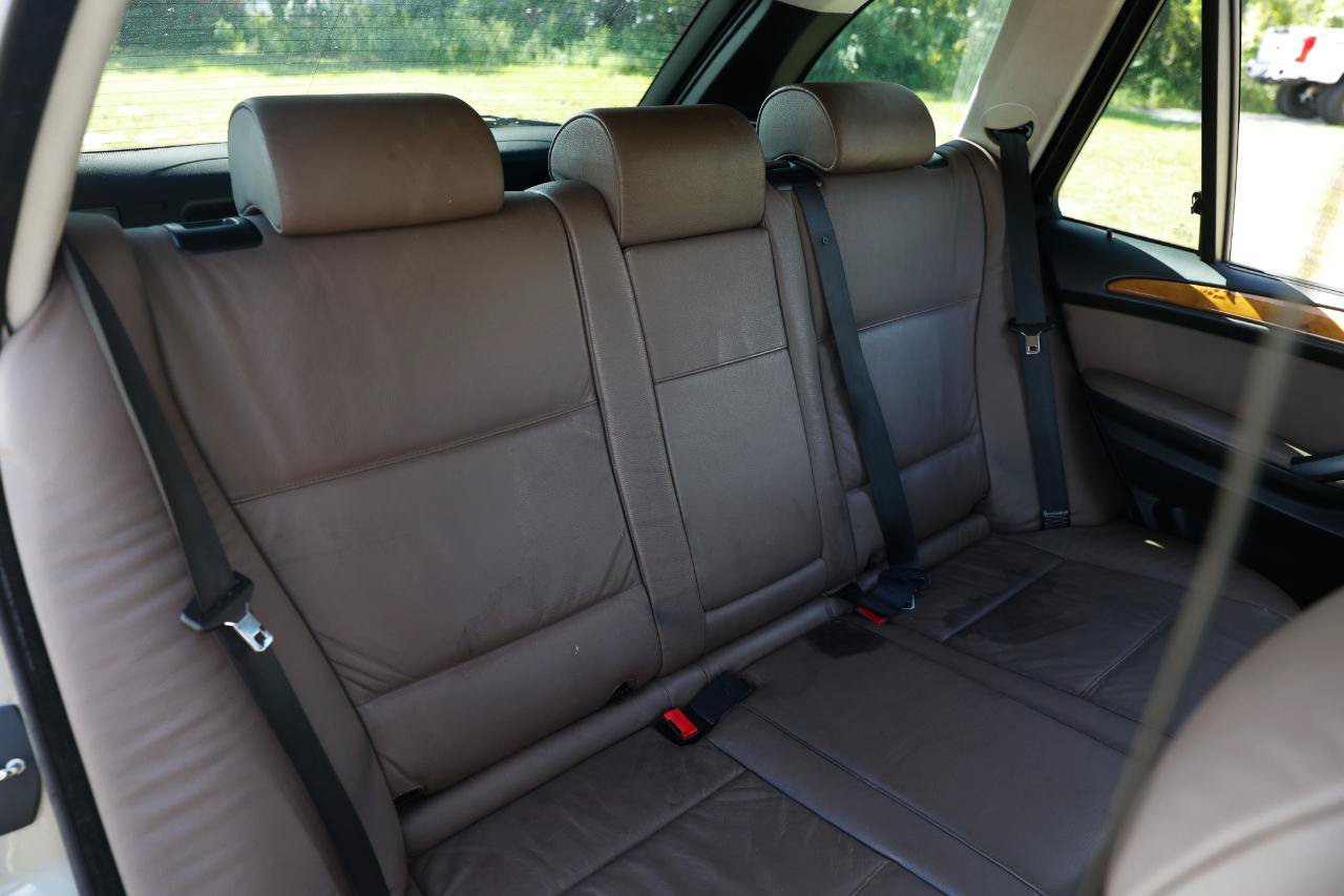 Used 2004 BMW X5 3.0i AWD/4WD image 14