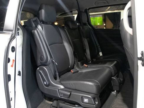 Used 2023 Honda Odyssey Touring image 16