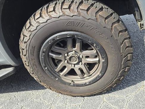 Used 2019 Ford F150 XLT w/ Equipment Group 302A Luxury AWD/4WD image 14