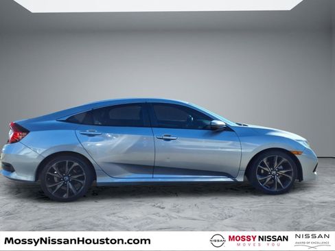 Used 2021 Honda Civic Sport image 8