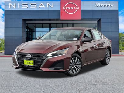 New 2025 Nissan Altima 2.5 SV