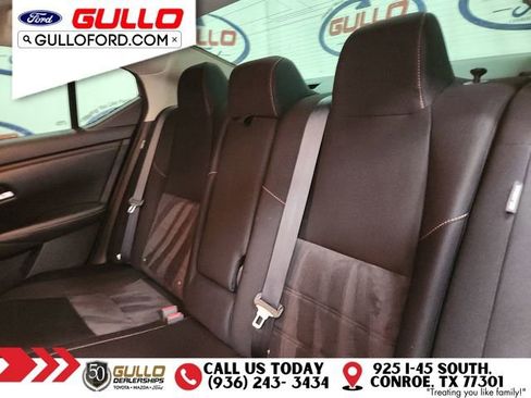 Used 2021 Nissan Sentra SR image 13