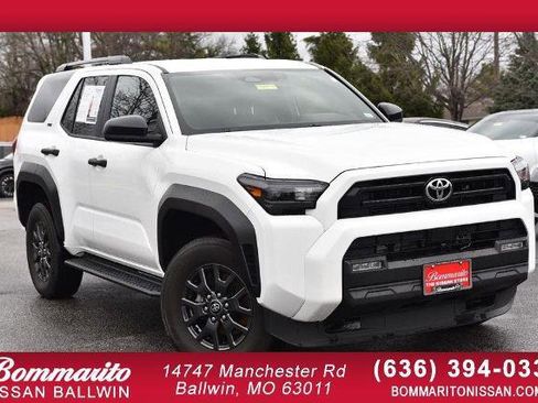 Used 2025 Toyota 4Runner SR5 image 1